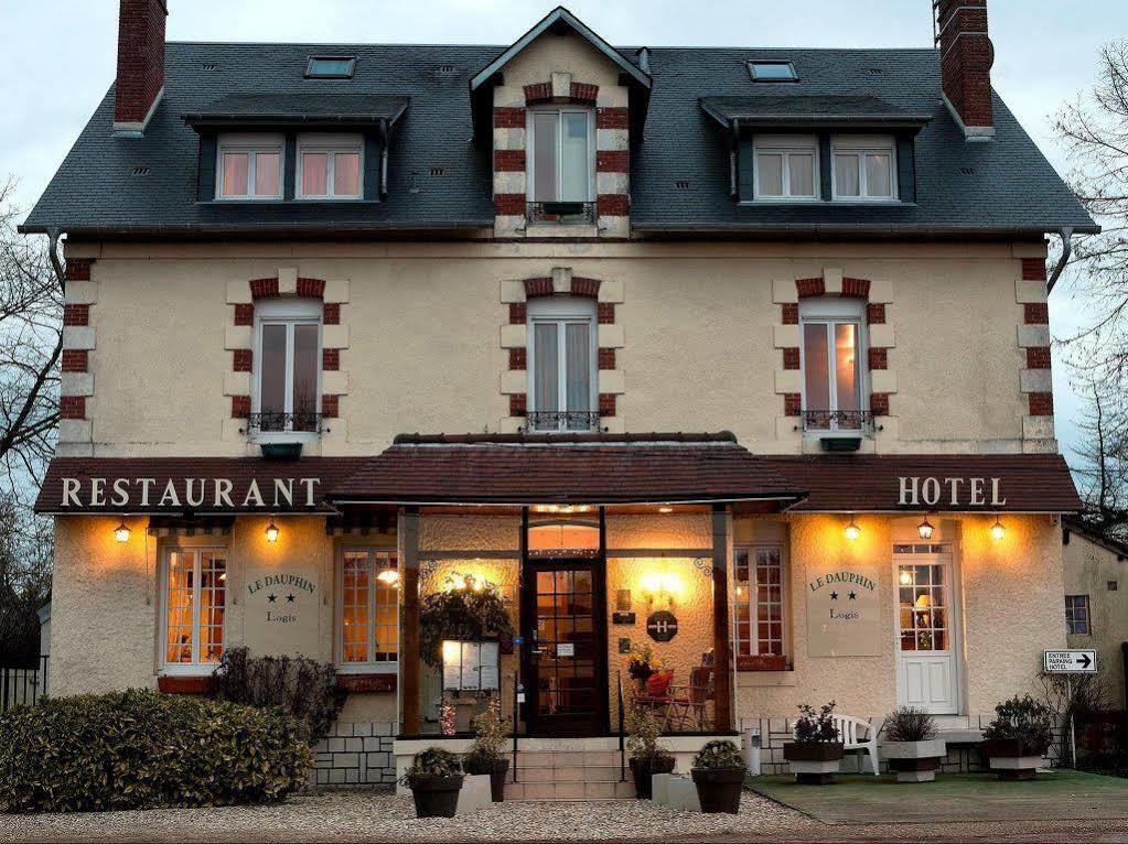 Logis Hotels Restaurant Le Dauphin Salbris Exterior photo